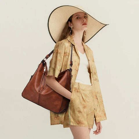Versatile Waterproof Women's Leather Bag - AquaLeather