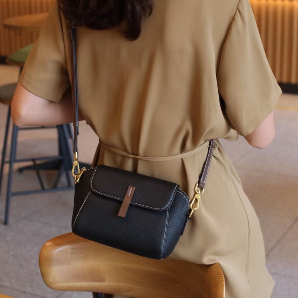 Women's Leather Crossbody Bag - ChicEssence