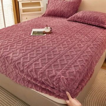 Padded Velvet Winter Mattress Cover