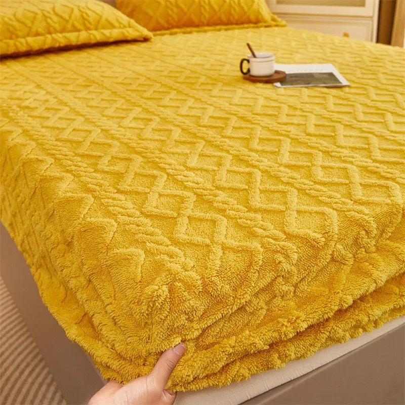 Padded Velvet Winter Mattress Cover