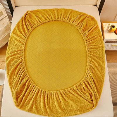 Padded Velvet Winter Mattress Cover