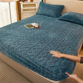Padded Velvet Winter Mattress Cover