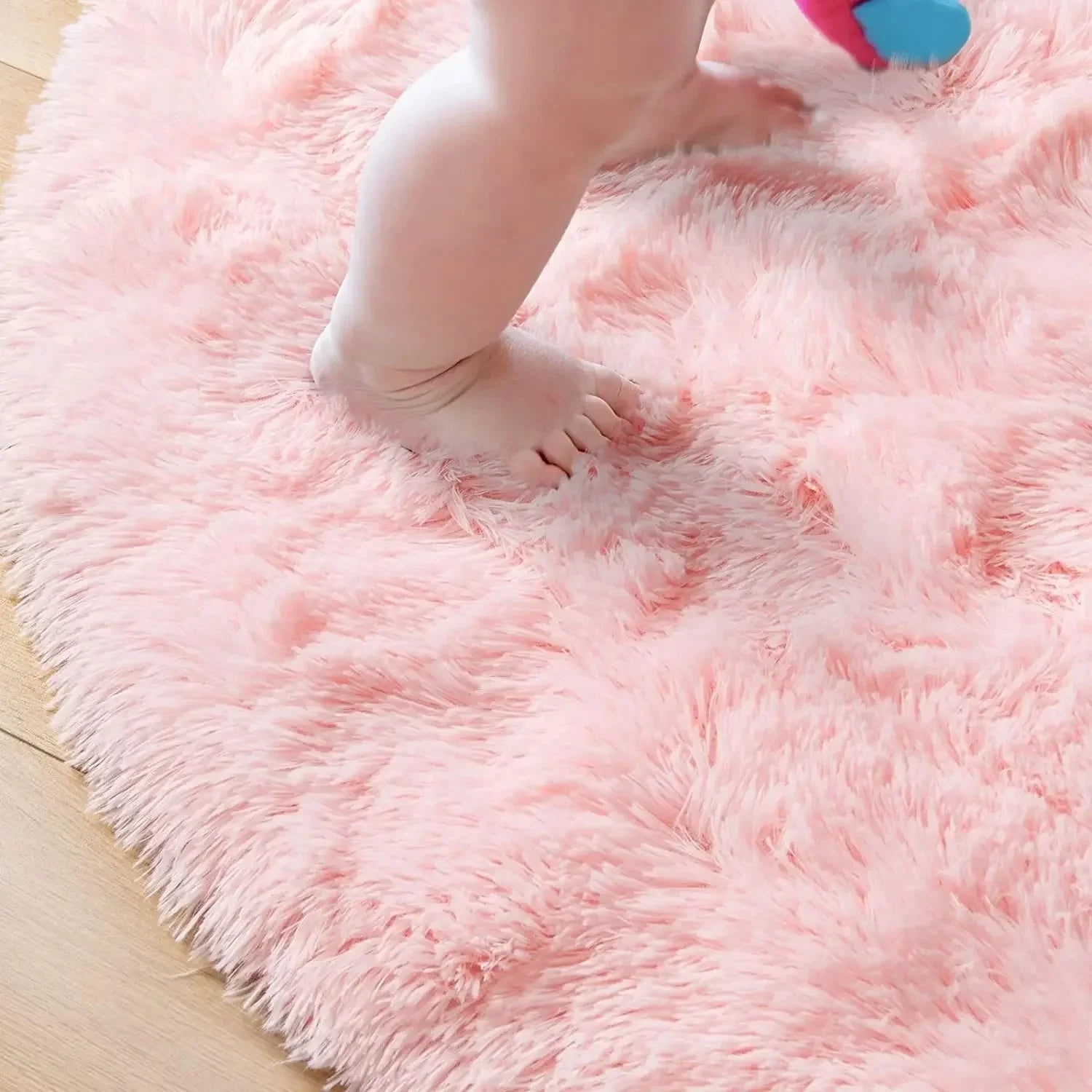Soft Plush Round Decorative Rug