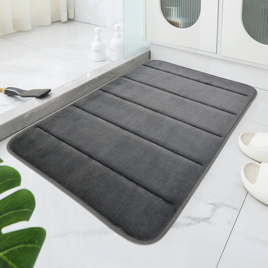 Velvet Bathroom Mat with Embossed Geometric Pattern