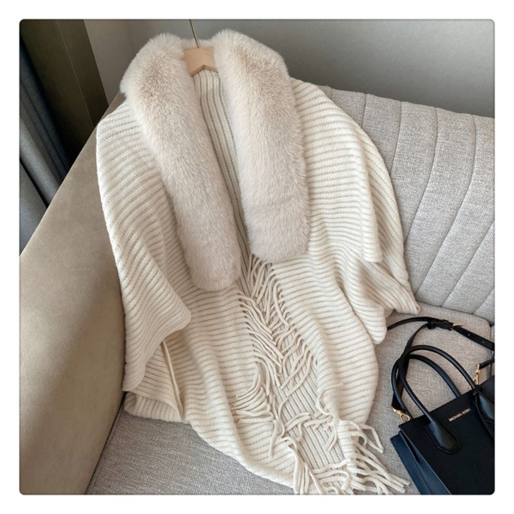 Sophisticated High-Quality Winter Shawl