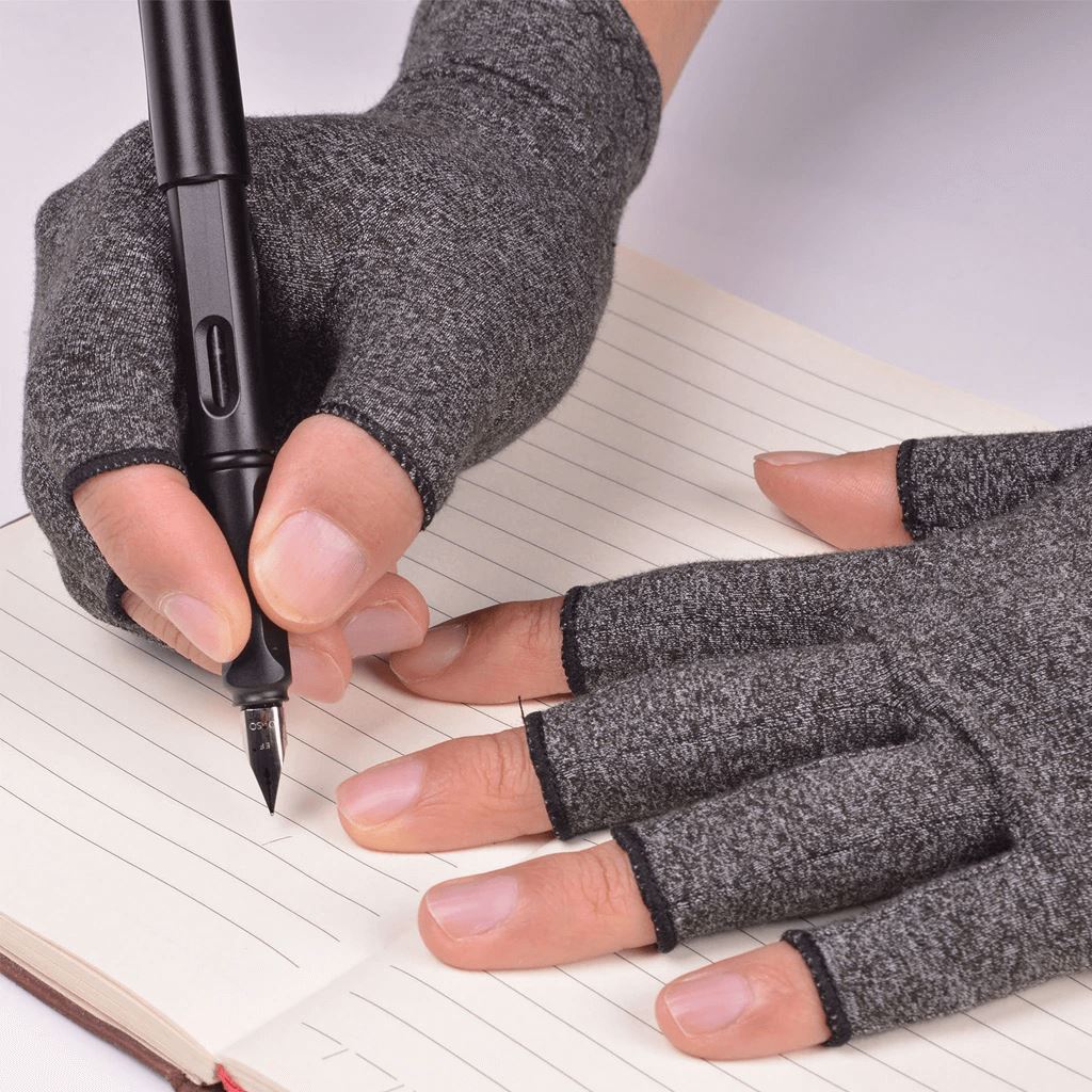 Magnetic Compression Glove for Pain Relief