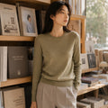 womens-cashmere-slim-fit-jumper-round-neck-thermal-pullover-long-sleeve-for-autumn-and-winter-lifestyle-05
